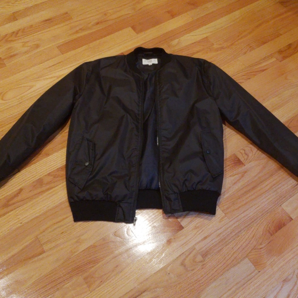 Like New Mens Black Bomber Jacket